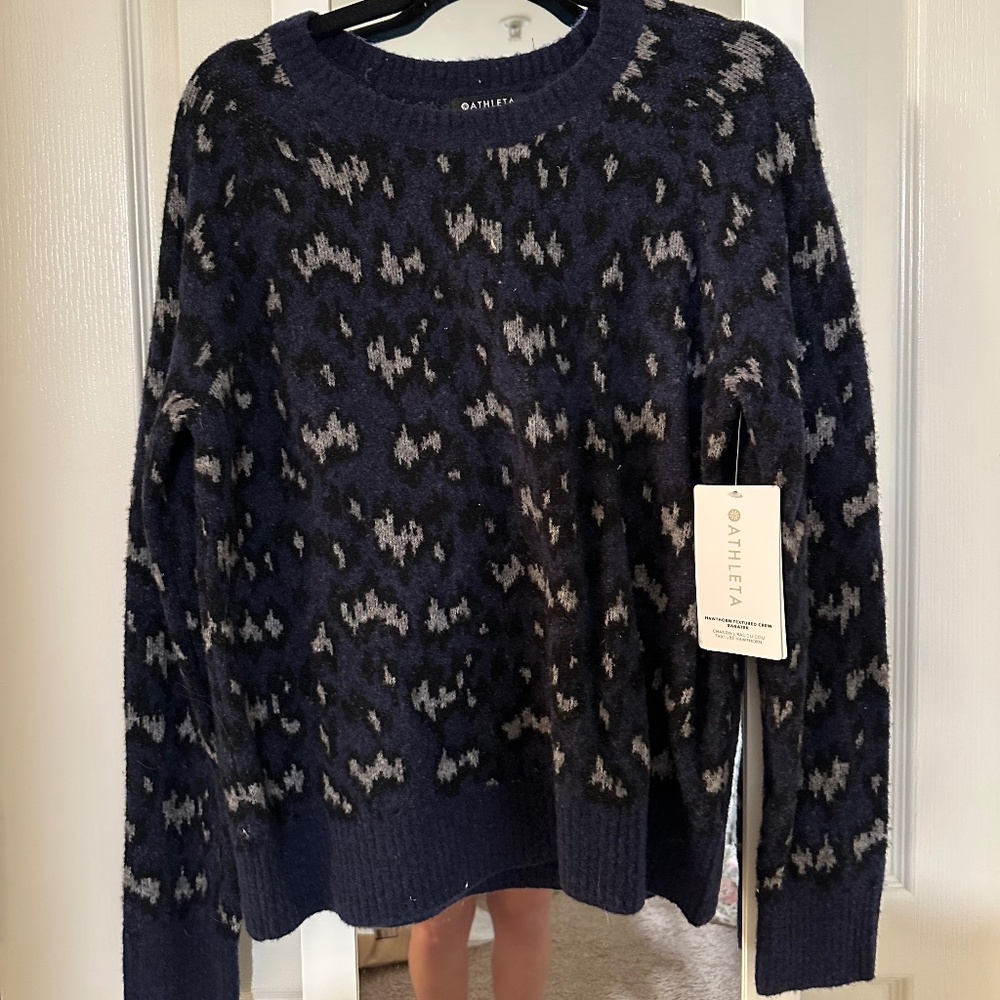 Athleta navy print sweater